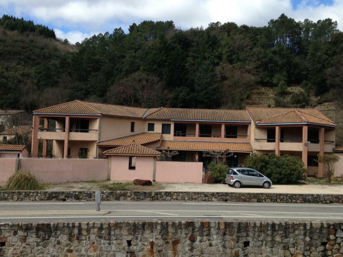 Residence Le Grand Virage Pont-de-Labeaume Exteriör bild